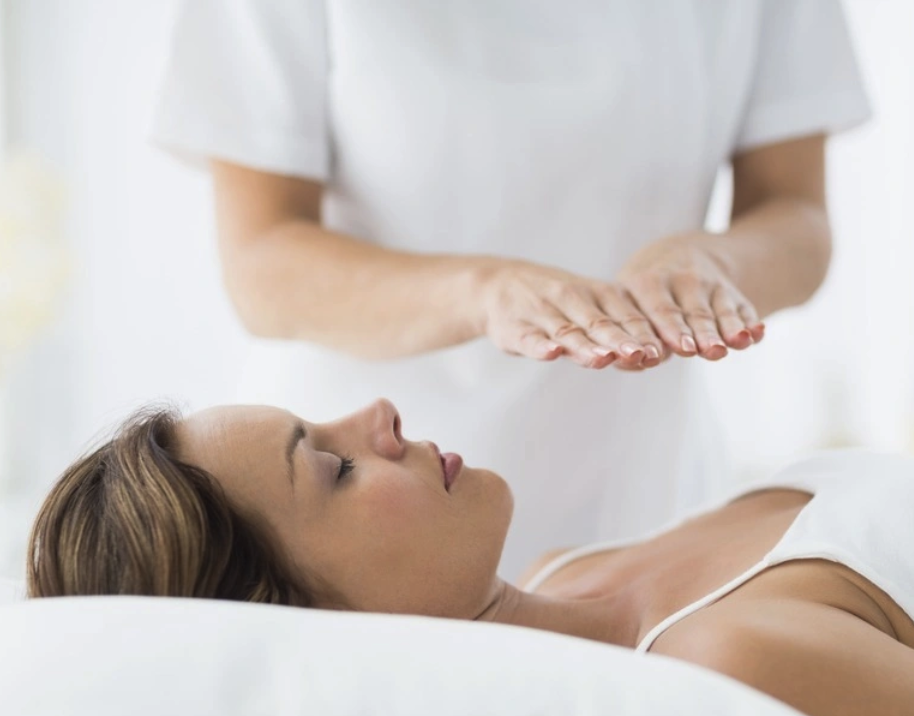 Holistic Therapies Middlewich Reiki Reflexology